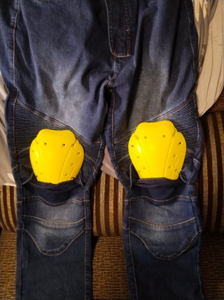 Pantalones de moto con protecciones