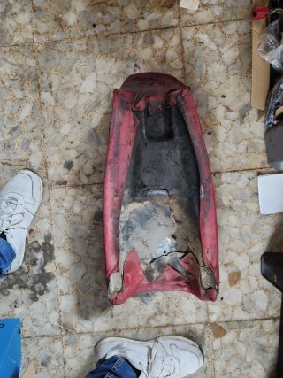 Asiento Rieju MR80