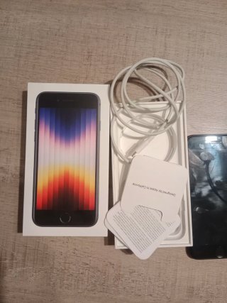 iPhone SE 2020 128GB Negro. Perfecto estado.