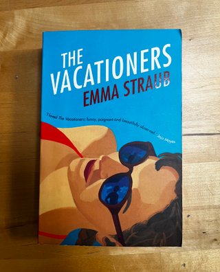 The Vacationers" - Emma Straub (Inglés)