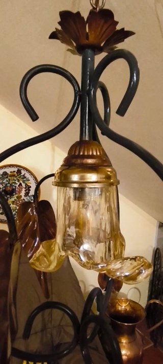 Lampadario Vintage Ferro Battuto Foglie Metallo