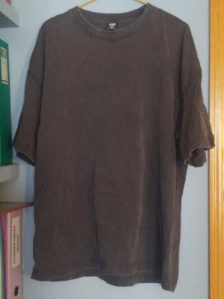 Camisetas variadas. Manga corta, larga y tirantes.