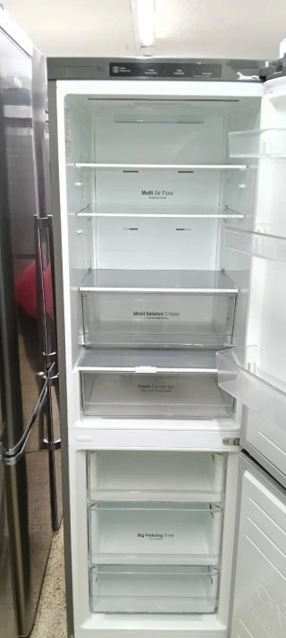 NEVERA COMBI L.G NO FROST ENERGÍA A+++