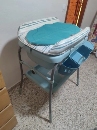 Bañera cambiador Chicco con accesorios