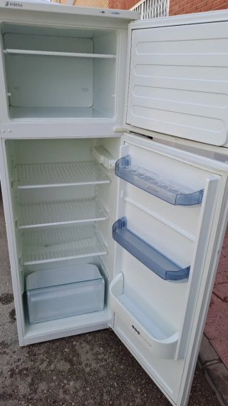 Frigorífico edesa 1,60 /55