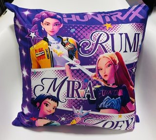 Cojin + funda Huntrix niña Rumi Mira Zoey K pop