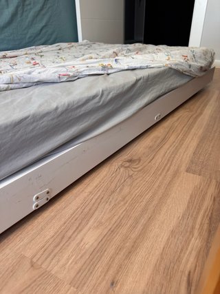 Cama infantil barrera anticaida y cama supletoria