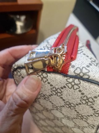 CHOLLO Mochila mediana Nueva Recién  comprada