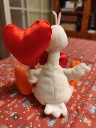 Peluche pato enamorado