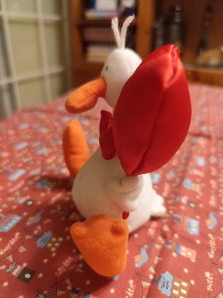 Peluche pato enamorado