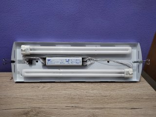 Lámpara fluorescente techo cocina