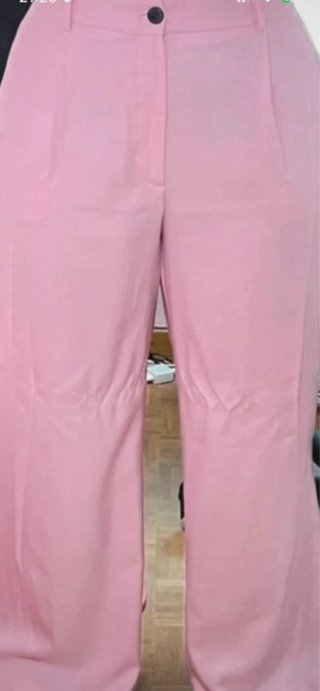 Pantalones de traje rosa de zara