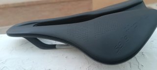 Sillín bicicleta carretera selle italia
