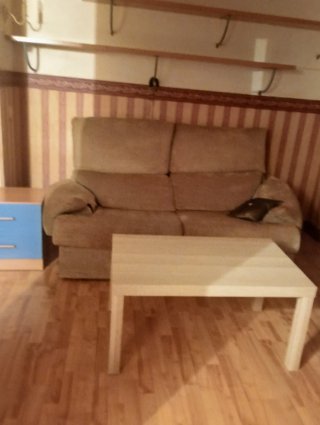 Armario,mesita,sinfonier 2camas de90ct Regalo mesa