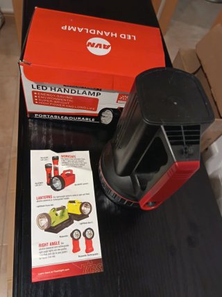 Linterna LED AVN 13 LED 100M