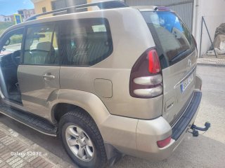 Toyota Land Cruiser 2004