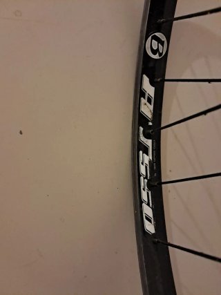Llanta de bicicleta montaña
