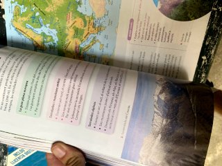 GEOGRAFIA I HISTORIA 1 SEC CONSTRUINT MONS