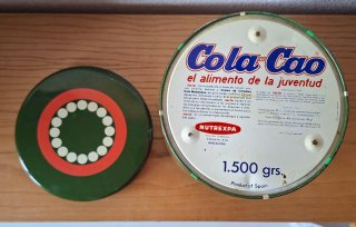 LATA COLA CAO ANTIGUA