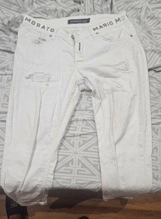 Pantalones y camisas
