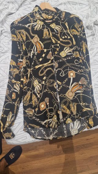 Pantalones y camisas