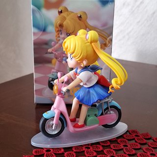 Sailor Moon action figure moto vespa 12 cm
