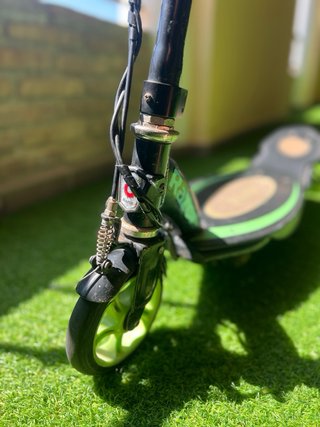 Razor Power Core E90 (Verde / Negro)