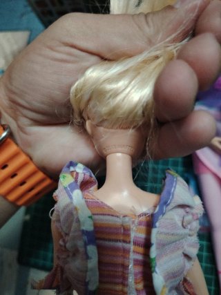 Lote de 2 Barbies y Bebés