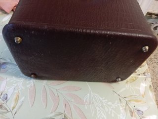 Maleta piel + cajón madera decorado