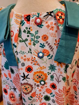 Vestido infantil con manga farol