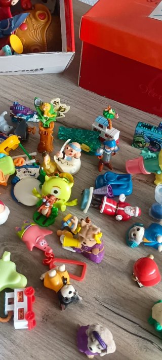 Colección 100 Mini Juguetes