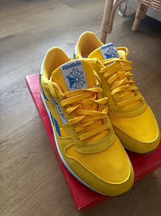 Zapatillas Reebok Amarillas y Azules