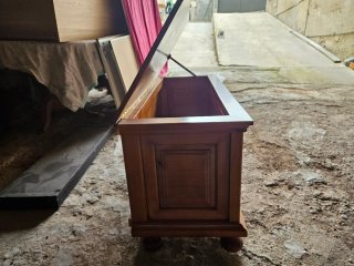 Arcón de madera  ROBLÉcon tapa abatible