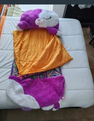 Peluche Gato y Saco Dormir marca Dormilocos