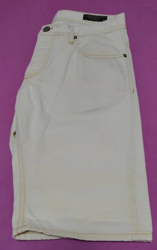 Bermudas vaqueras color beige Talla M