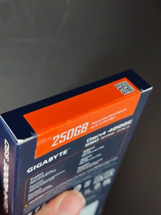 Gigabyte Gen4 4000E
