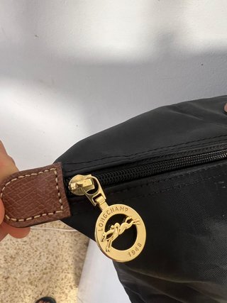 Bolso negro de Longchamp estilo Le Pliage talla L