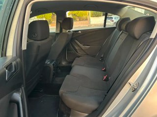 Volkswagen Passat 2006