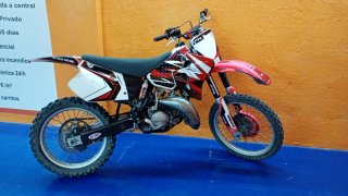 Moto de cross Honda CR 125R 2T