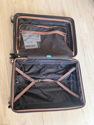 Maleta de viaje con 4 ruedas