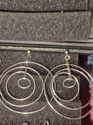 Pendientes vintage dorados y plateados