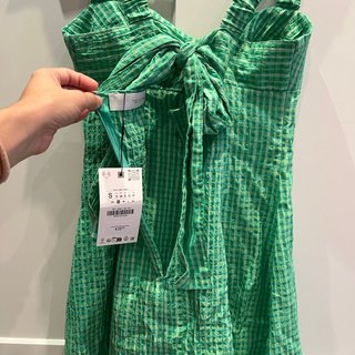 Vestido mini verde Zara