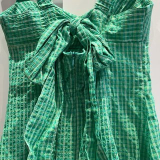 Vestido mini verde Zara