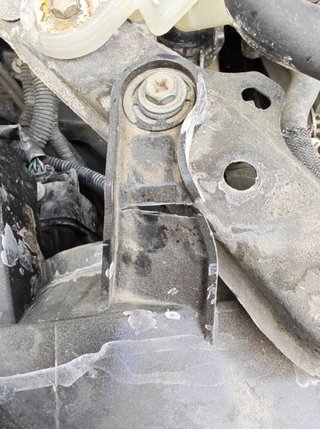 233092 8113042311 faro toyota rav4 2.0 mt awd (152