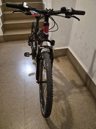 Bicicleta Ghost Negra y Roja