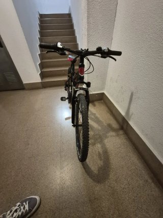 Bicicleta Ghost Negra y Roja