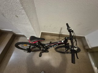 Bicicleta Ghost Negra y Roja