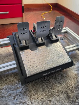 Simulador Racing MOZA R9 completo + cockpit