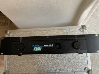 Etapa de Potencia Alesis RA-100