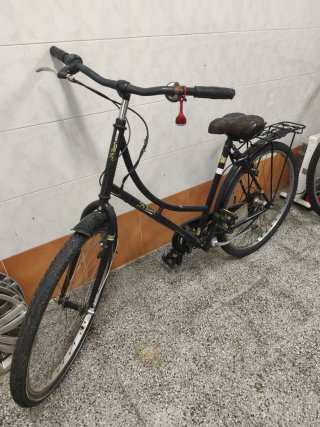 Bicicleta Btwin Negra